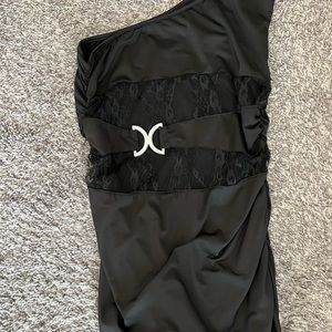 Sexy one shoulder dress.